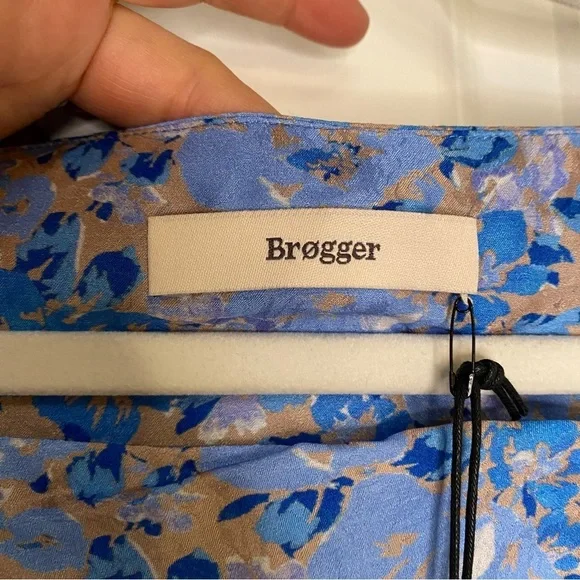 Brogger Vera Silk Viscose Jacquard Floral Mini Dress 6614 NWT Size Small